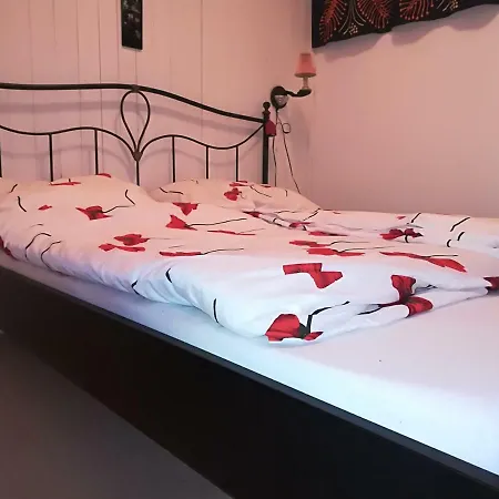 Sajkod Vendeghaz * Tihany